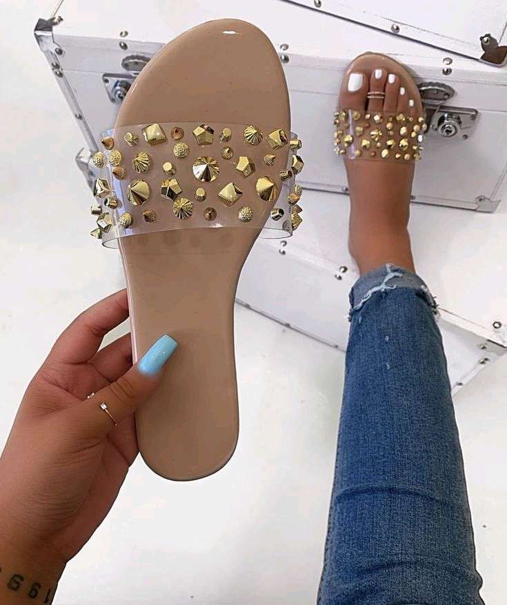 Chinelas Altas 8